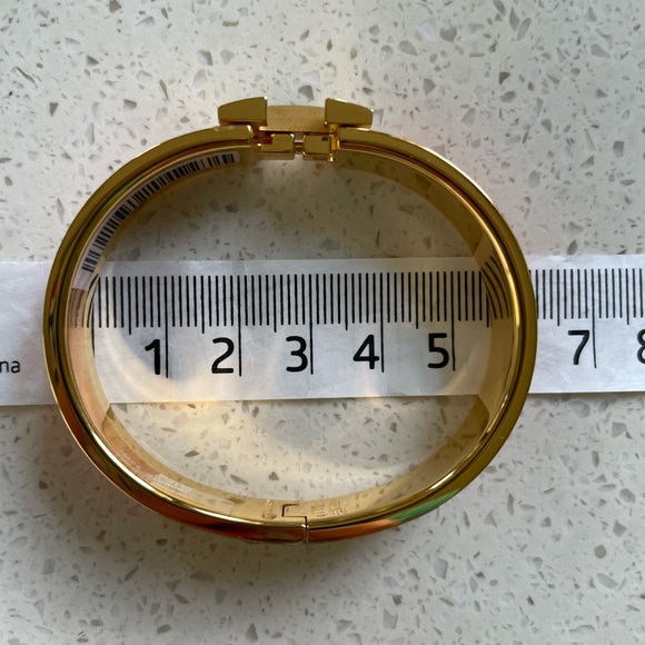 Hermes Clic H bracelet with orange enamel and yellow gold hardware - Picture 11 of 12